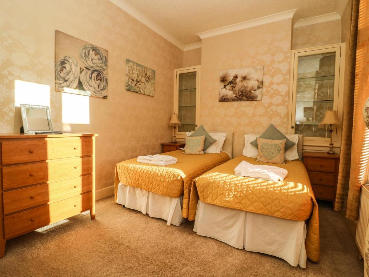 Blacksmiths Retreat, 50 Holgate Road * York
